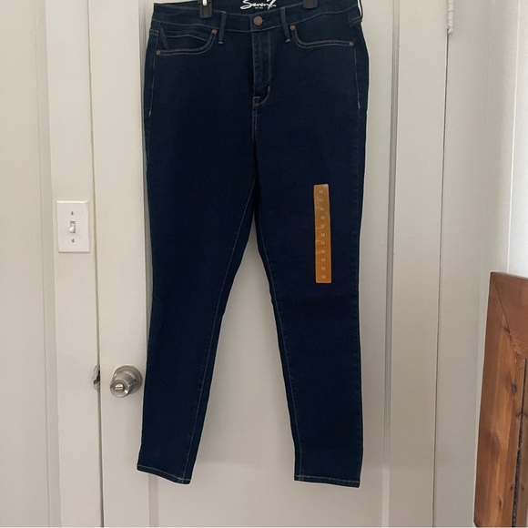 Seven7 Dark Wash Denim Jeans, NWT size 12 - Picture 2 of 5